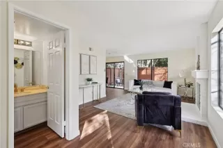 Photo #3: OC26038037 Listing