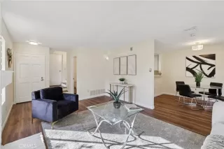 Photo #6: OC26038037 Listing