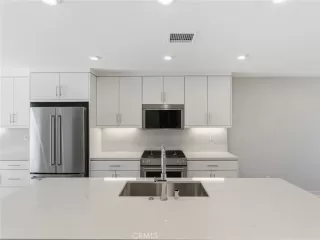 Photo #6: OC26042787 Listing 