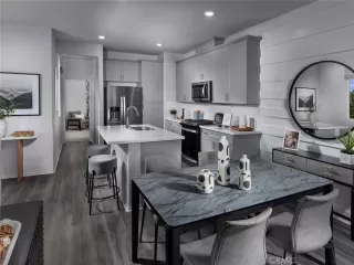 Photo #5: OC26056777 Listing 