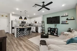 Photo #5: OC26061317 Listing 