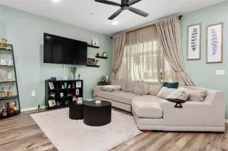 Photo #6: OC26061317 Listing 