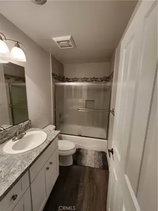 Photo #5: OC26066307 Listing 