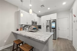 Photo #3: OC26067646 Listing 