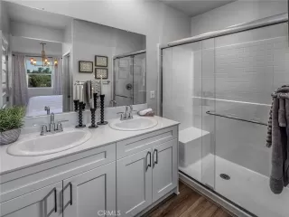 Photo #2: OC26069739 Listing 