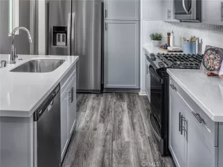 Photo #4: OC26078857 Listing 
