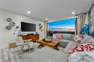 Photo #4: OC26081982 Listing 