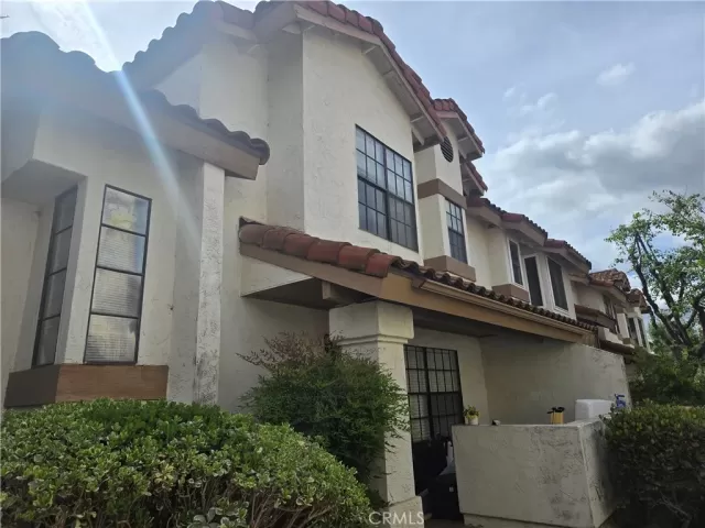 MLS: OC26087962 Condo For Sale