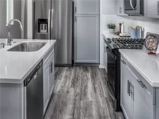 Photo #5: OC26090369 Listing 