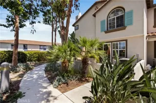 Photo #3: OC26090599 Listing 