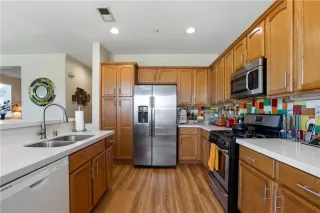 Photo #4: OC26090599 Listing 