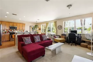 Photo #6: OC26090599 Listing 