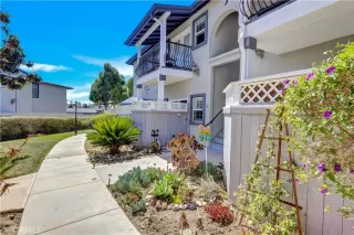 Photo #2: OC26094152 Listing 