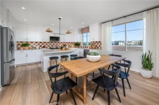 Photo #1: OC26101092 Listing