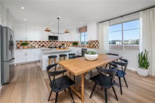 Photo #1: OC26101560 Listing