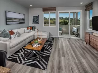 Photo #4: OC26104053 Listing 