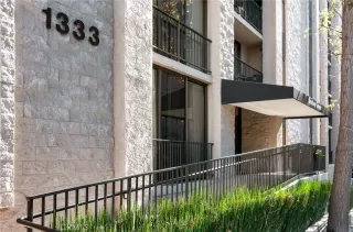 Photo #2: OC26106023 Listing 