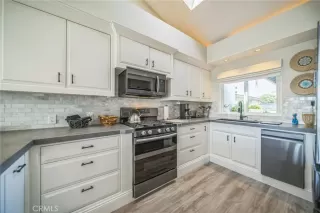 Photo #6: OC26118639 Listing