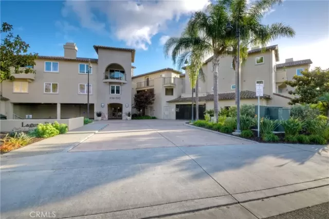 MLS: OC26123126 Condo For Sale