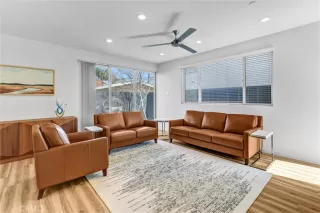 Photo #4: OC26133047 Listing 