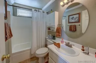 Photo #5: OC26137344 Listing 