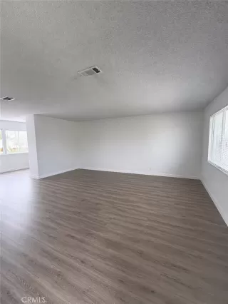 Photo #3: OC26142292 Listing 