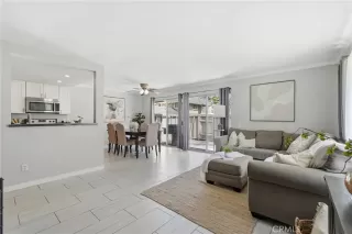 Photo #2: OC26144821 Listing