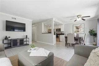 Photo #6: OC26144821 Listing