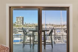 Photo #5: OC26146330 Listing