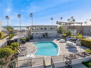 Photo #6: OC26146330 Listing