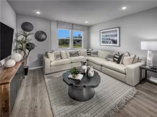 Photo #5: OC26168663 Listing