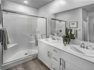 Photo #6: OC26168663 Listing