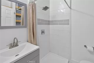 Photo #6: OC26179262 Listing
