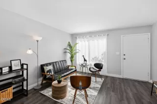 Photo #3: P1-12476 Listing