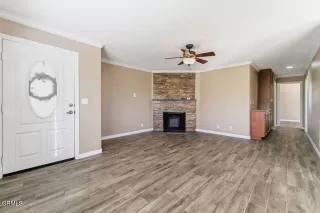 Photo #4: P1-25101 Listing