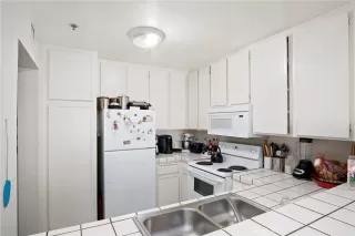 Photo #6: PT22139337 Listing