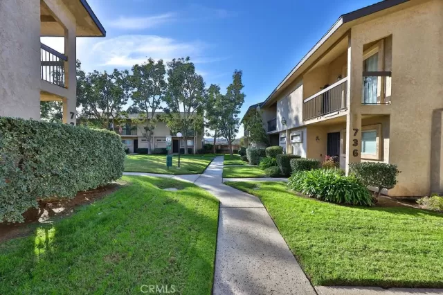 MLS: PT23013871 Condo For Sale