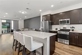 Photo #6: PT23215915 Listing