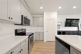 Photo #2: PT25072607 Listing