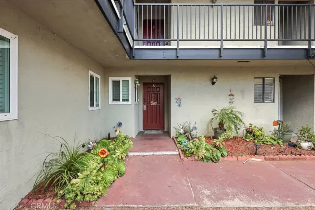 MLS: PT25123263 Condo For Sale