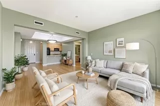 Photo #4: PT26050627 Listing 