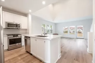 Photo #3: PT26113975 Listing