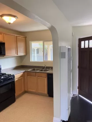 Photo #5: PTP2201007 Listing