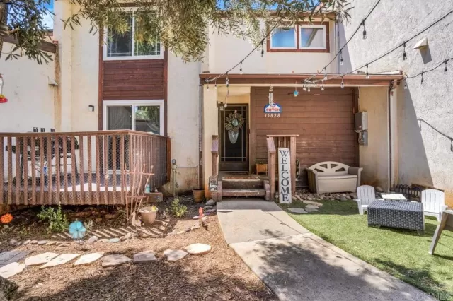 MLS: PTP2204361 Condo For Sale