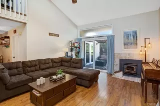 Photo #5: PTP2204361 Listing 