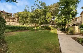 Photo #1: PTP2205920 Listing