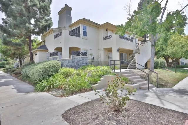 MLS: PTP2206457 Condo For Sale