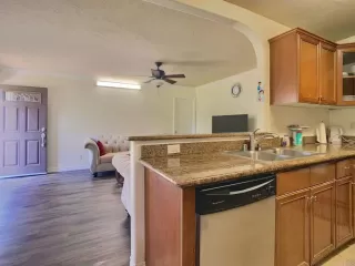 Photo #1: PTP2206566 Listing 