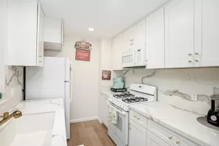 Photo #6: PTP2206706 Listing 