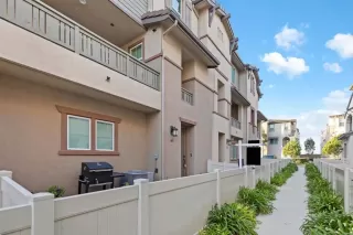 Photo #1: PTP2207115 Listing